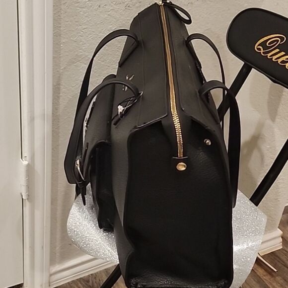 London Fog Lexi Crossbody Bag- Black - Picture 7 of 8